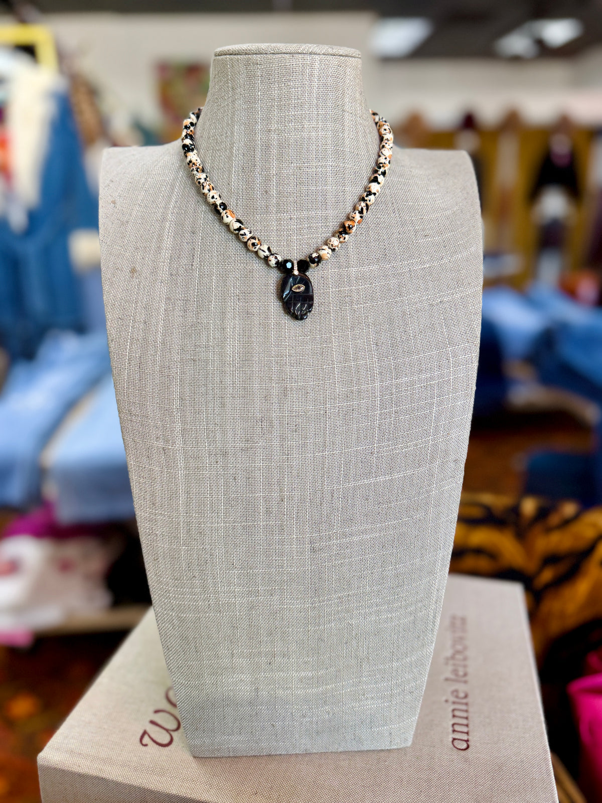Hamsa Noir Necklace