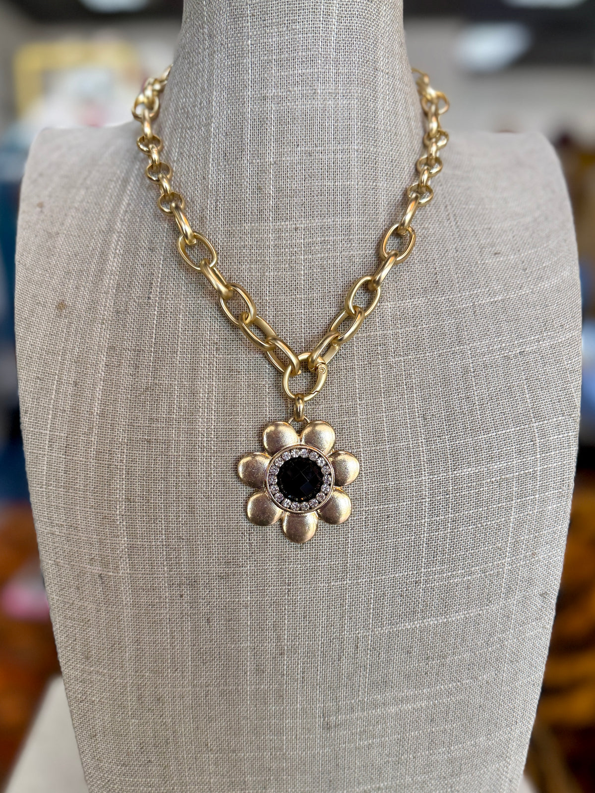 Dahlia Necklace
